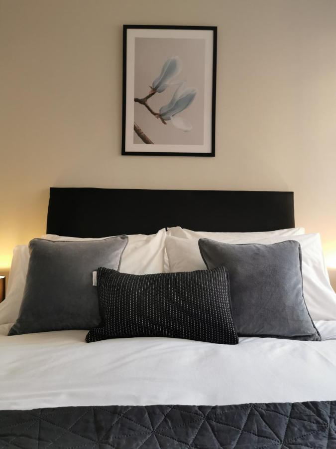 Axiom Apartment - Beautiful Stylish 2 Bed. Cheltenham Exterior foto